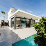 PERBEDAAN-REAL-PROPERTY-DAN-REAL-ESTATE--scaled-e1613359014443